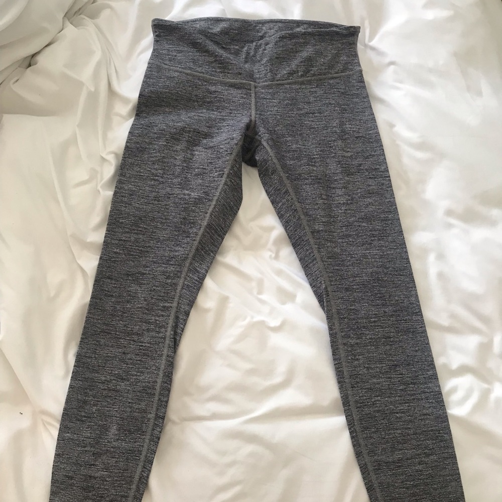 Lululemon grey workout leggings